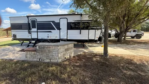 Luxury Full Hookup Corner RV Site — image 1 of 1