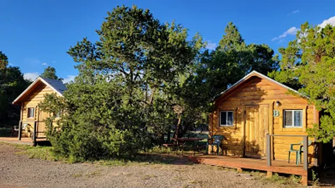 Small Cabin — image 1 of 3
