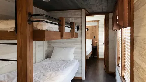 1 Bedroom Cottage with Loft Area (Q+4T) — image 2 of 6