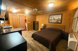 Totally Texas RV Park The Landing – photo 4