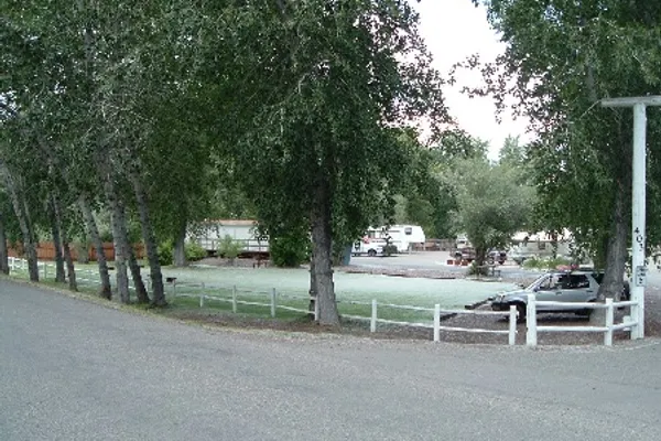 Riverside RV Resort – photo 1