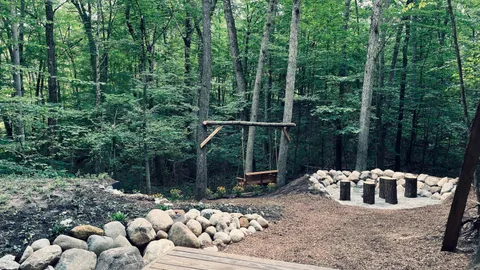 Hobbit Home — image 6 of 6