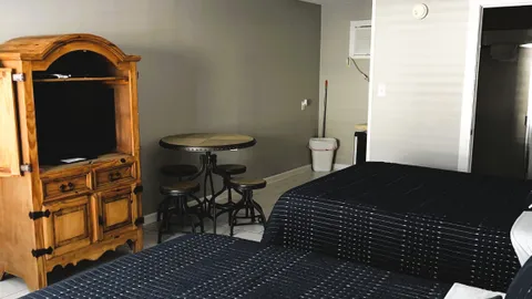 Waterview Cabin Unit — image 2 of 10