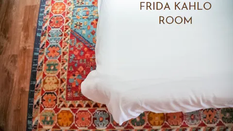 Motel 10 Frida (Double Queen) — image 1 of 8