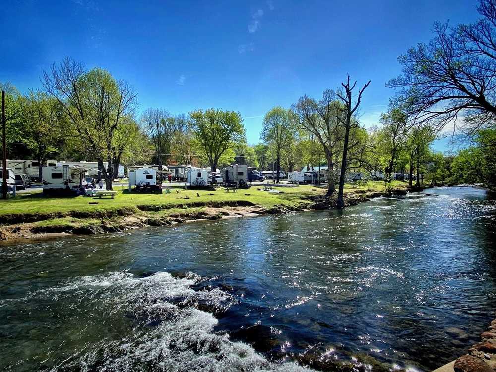 Camp Riverslanding - Pigeon Forge, Tennessee - Campspot