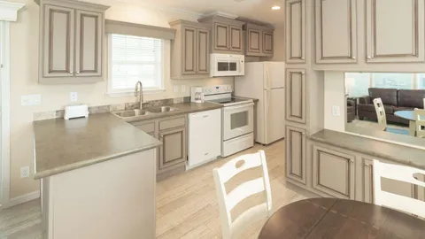 Standard Rental 1 Bedroom — image 9 of 9