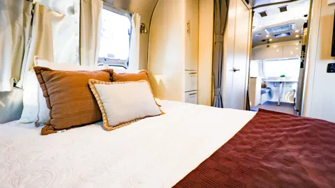 Airstream — image 7 of 7