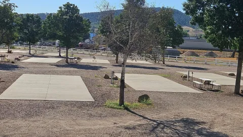 Custer Park — image 1 of 5