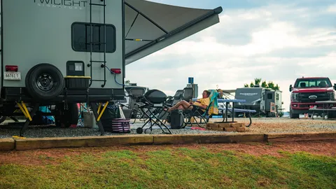 30/50 Amp Premium Waterfront RV Site (U) — image 2 of 3