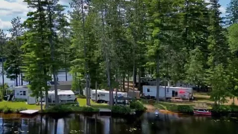 Waterfront Partial Service - 30 AMP — image 3 of 3