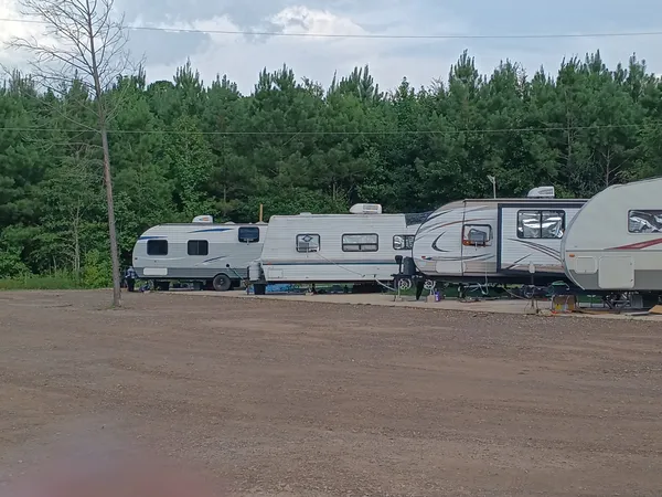 Rolling Pines RV Park, Kilgore, Texas campground