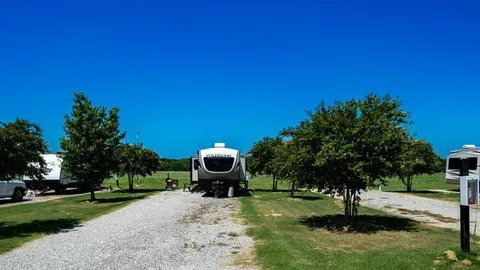 XL Full Hookup RV Site (Pull-Through) — image 1 of 3