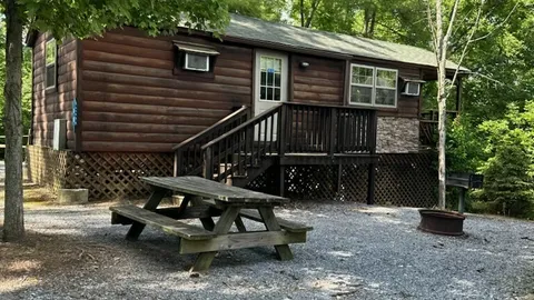 Pet Friendly Standard Cottage - West Resort — image 1 of 4