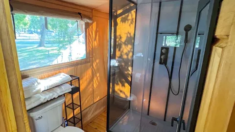 Glamping Tent — image 2 of 7