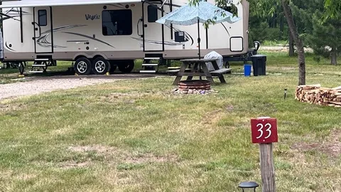 VLite camper for rent - sleeps 4 — image 15 of 15