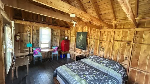 Riverview Rustic Cabin — image 2 of 4