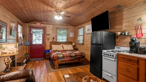 Adirondack Cabin — image 7 of 7