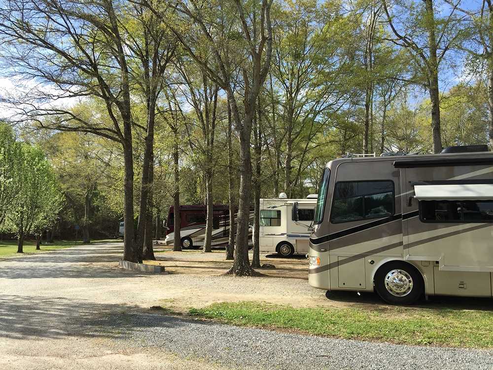 Twin Oaks Campground, Elko, Georgia - Photo 2