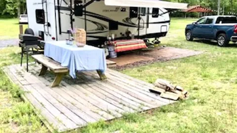 30 Amp RV End Riverside Site — image 1 of 3
