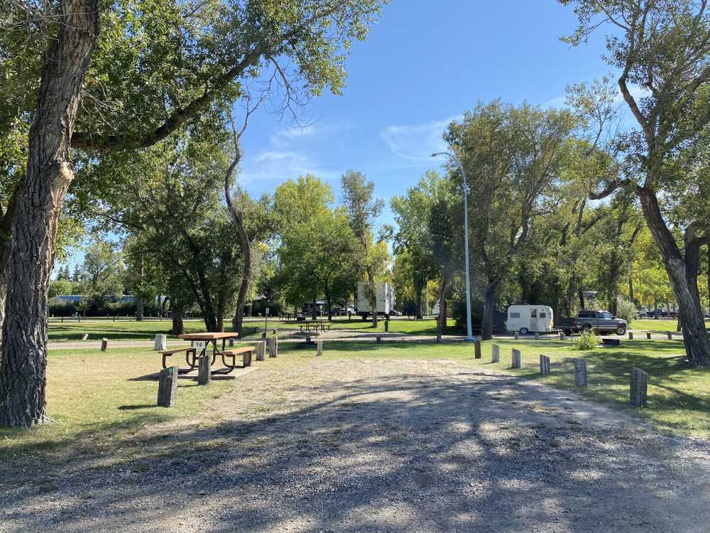 Lee Creek Campground, Cardston, Alberta - Photo 2