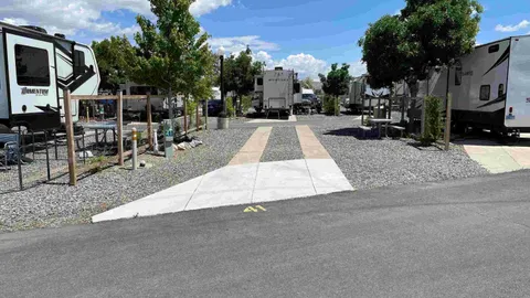 Deluxe Pull Through RV Site (Short Term) — image 4 of 4