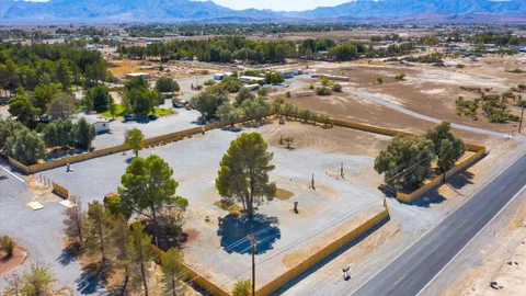 Premium Full Hookup XXL RV Site — image 1 of 32
