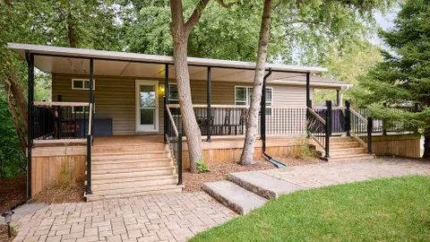 Cottage 2 — image 1 of 6