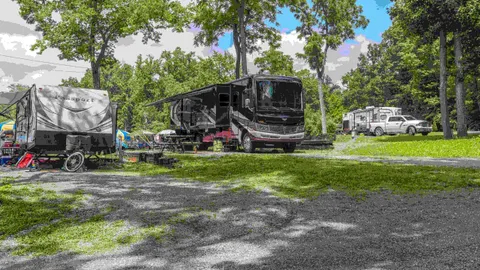 Pull-Through Deluxe RV Site — image 2 of 2