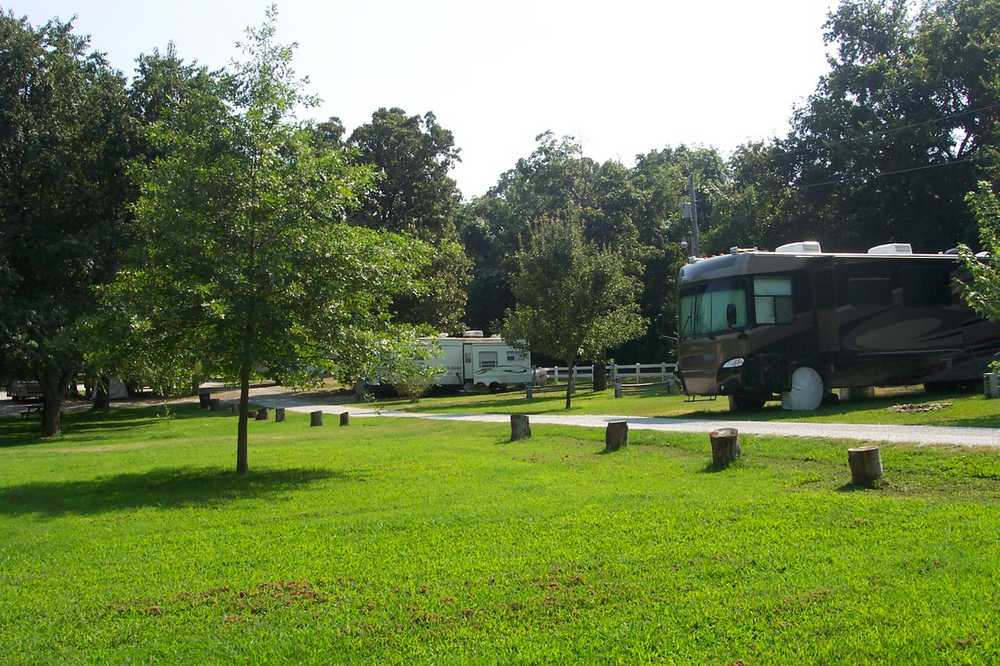 Wildwood Cove Lakeside Resort - Photo 5