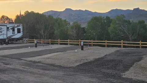 Riverview Full Hookup Back-in RV Site — image 1 of 13