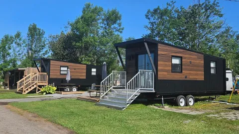 Tiny Home Cottage — image 2 of 7