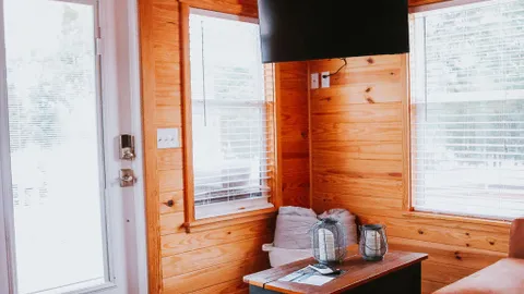 Deluxe Lakeside Cabin — image 2 of 13