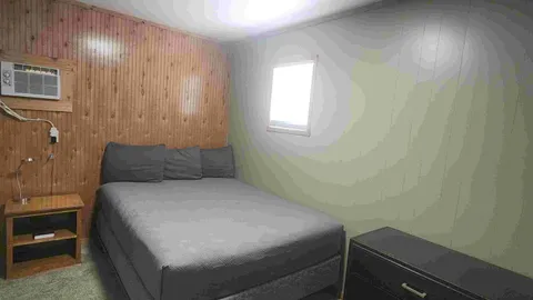 2 BR 4 Person Pool Cabin — image 2 of 5