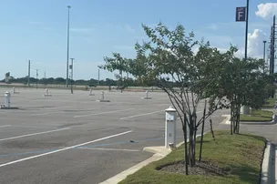 Fort Bend County Epicenter – photo 2