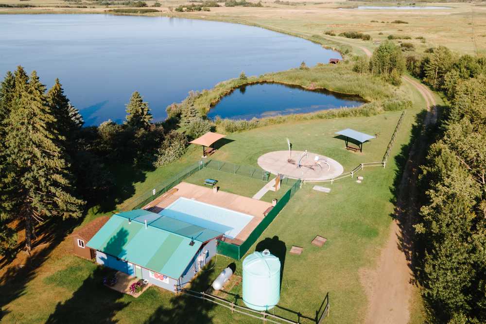 Sedgewick Lake Park - Sedgewick, AB - Photo 2