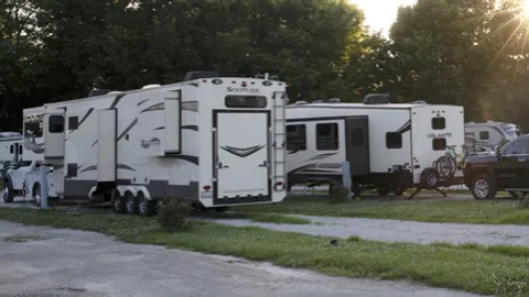 Gravel Pull-through Full Hookup RV site — image 1 of 1