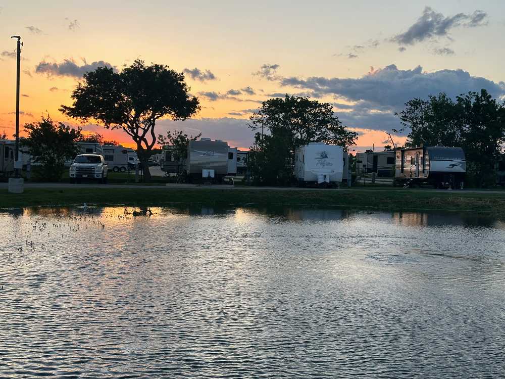 Gulf Shores RV Park and Resort, San Leon, Texas - Photo 4