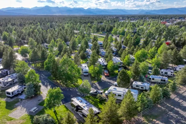 Yellowstone Grizzly RV Park – photo 1