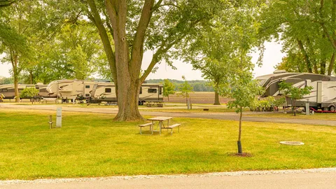Economy Water & Electric 30amp RV Site — image 2 of 3