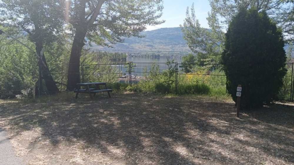 Sunterra Campground, Osoyoos, British Columbia - Photo 4