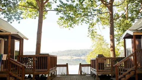 North Lakefront Cabin - Loft+1bedroom — image 1 of 8