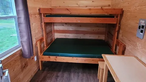 Mini Cabin 3 — image 6 of 6