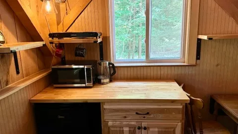 Rustic Cabin on the River — image 9 of 9