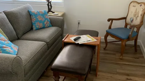Suite Dreams — image 2 of 5