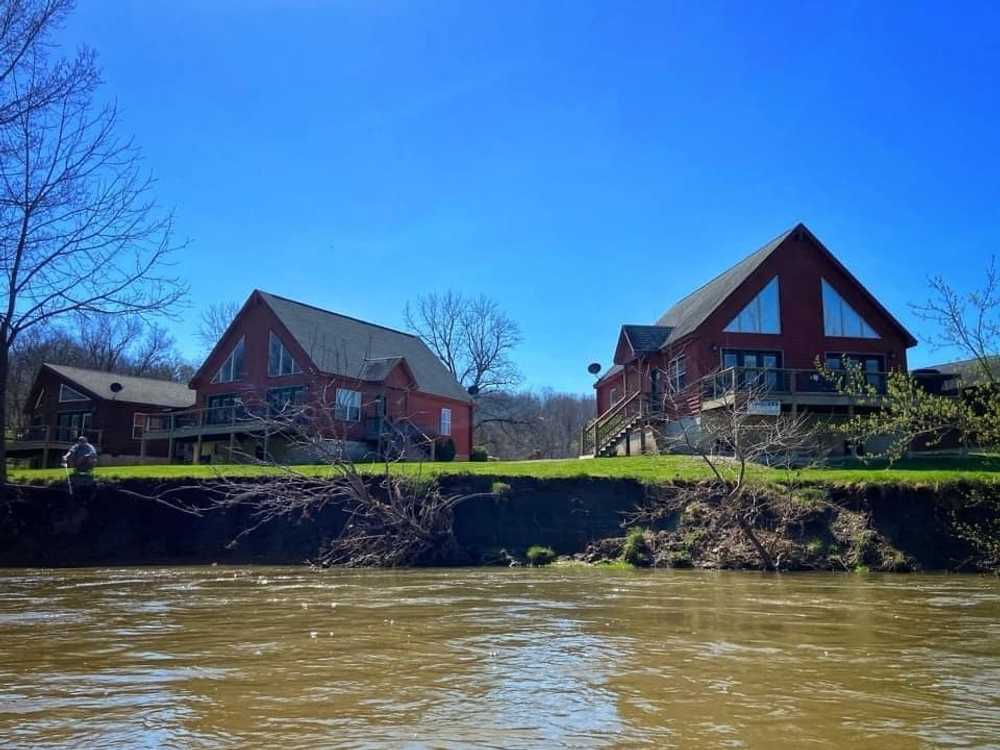 RiverWood Resort - Photo 2