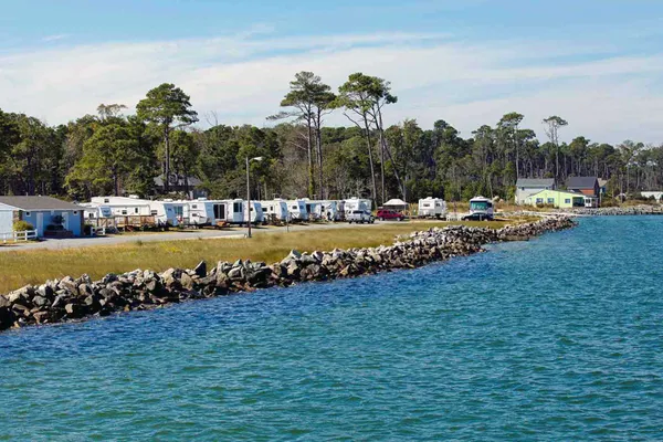 Sun Retreats Gwynn's Island – photo 1